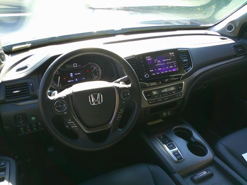 Used 2023 Honda Ridgeline RTL-E image 32