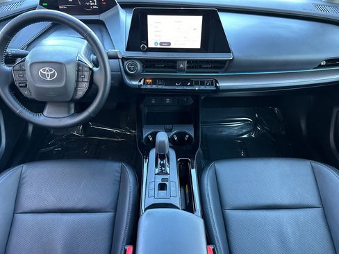 Used 2023 Toyota Prius XLE image 16