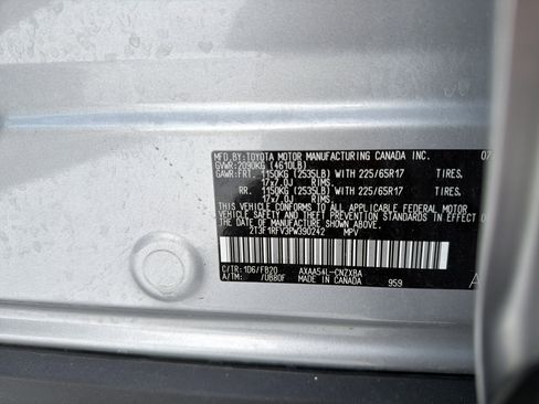 Used 2023 Toyota RAV4 LE image 22