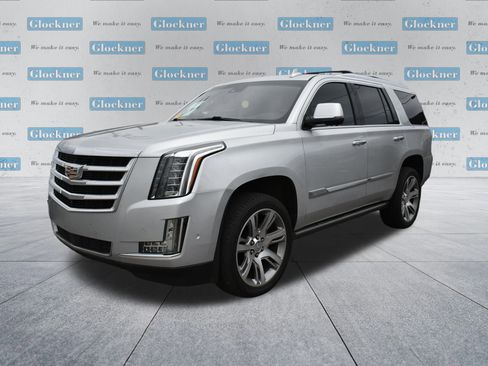 Used 2017 Cadillac Escalade Premium Luxury image 13