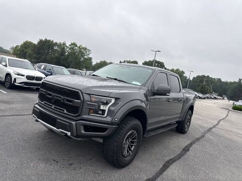 Used 2020 Ford F150 Raptor w/ Equipment Group 802A Luxury AWD/4WD image 3