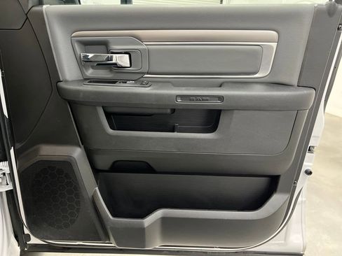 Used 2024 RAM 1500 Classic SLT image 24