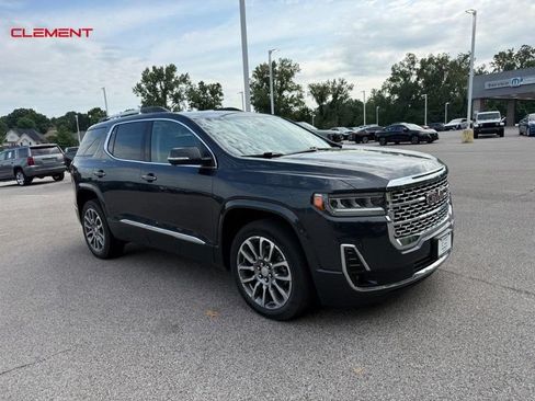 Used 2023 GMC Acadia Denali w/ Denali Technology Package AWD/4WD image 11