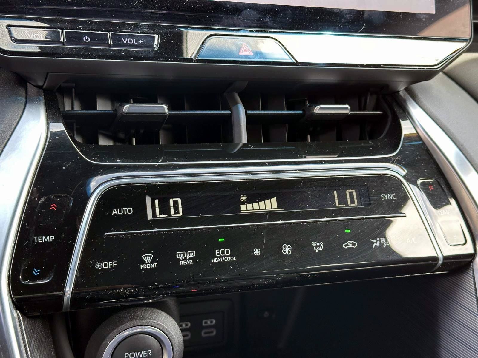 Used 2024 Toyota Venza Nightshade AWD/4WD image 24