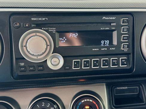 Used 2011 Scion xB image 13