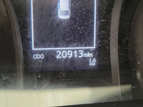 Used 2023 Toyota Camry SE FWD image 25