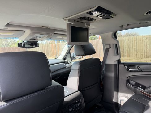 Used 2017 GMC Yukon SLT w/ Premium Edition image 20