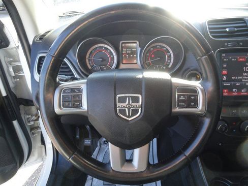 Used 2019 Dodge Journey Crossroad AWD/4WD image 13