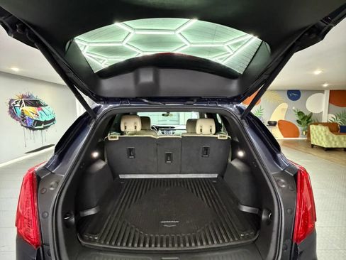 Used 2019 Cadillac XT5 FWD image 29