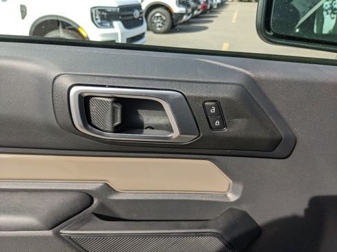 New 2025 Ford Bronco image 18