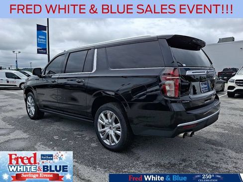 Used 2021 Chevrolet Suburban High Country AWD/4WD image 7