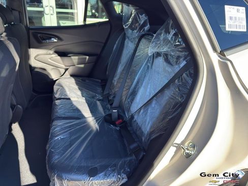 New 2026 Chevrolet Trax RS image 11