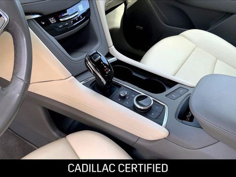 Used 2023 Cadillac XT5 Premium Luxury w/ Technology Package image 16