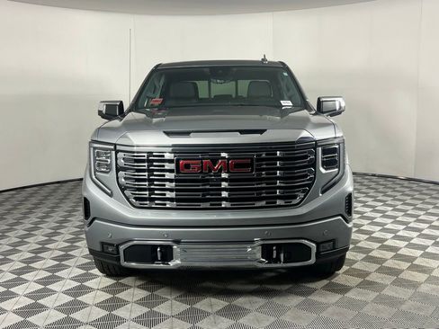 Used 2024 GMC Sierra 1500 Denali w/ Denali Reserve Package image 11