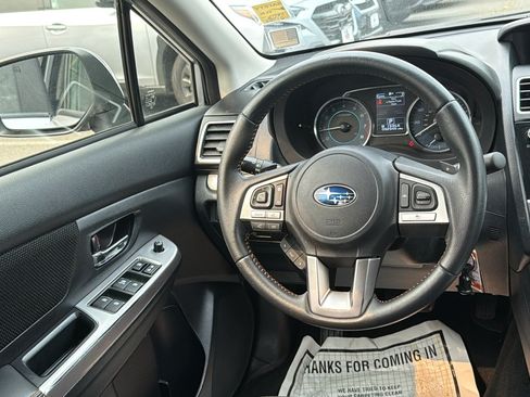 Used 2016 Subaru Crosstrek 2.0i Premium AWD/4WD image 22