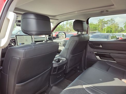 Used 2024 Toyota Tundra Limited AWD/4WD image 27