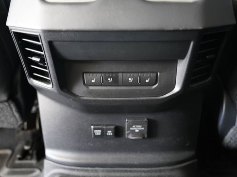 Used 2024 Toyota Tundra Platinum AWD/4WD image 36