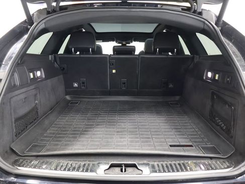 Used 2018 Jaguar XF First Edition image 27