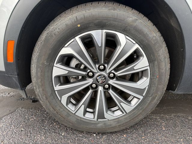 Used 2024 Buick Envision Preferred AWD/4WD image 11
