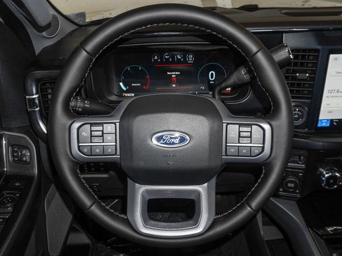 New 2026 Ford F250 Lariat w/ Black Appearance Package AWD/4WD image 26