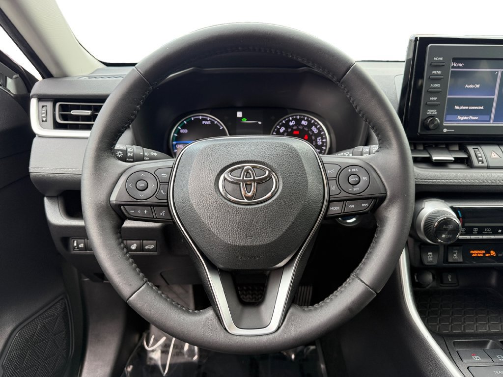 Used 2022 Toyota RAV4 XLE Premium AWD/4WD image 12
