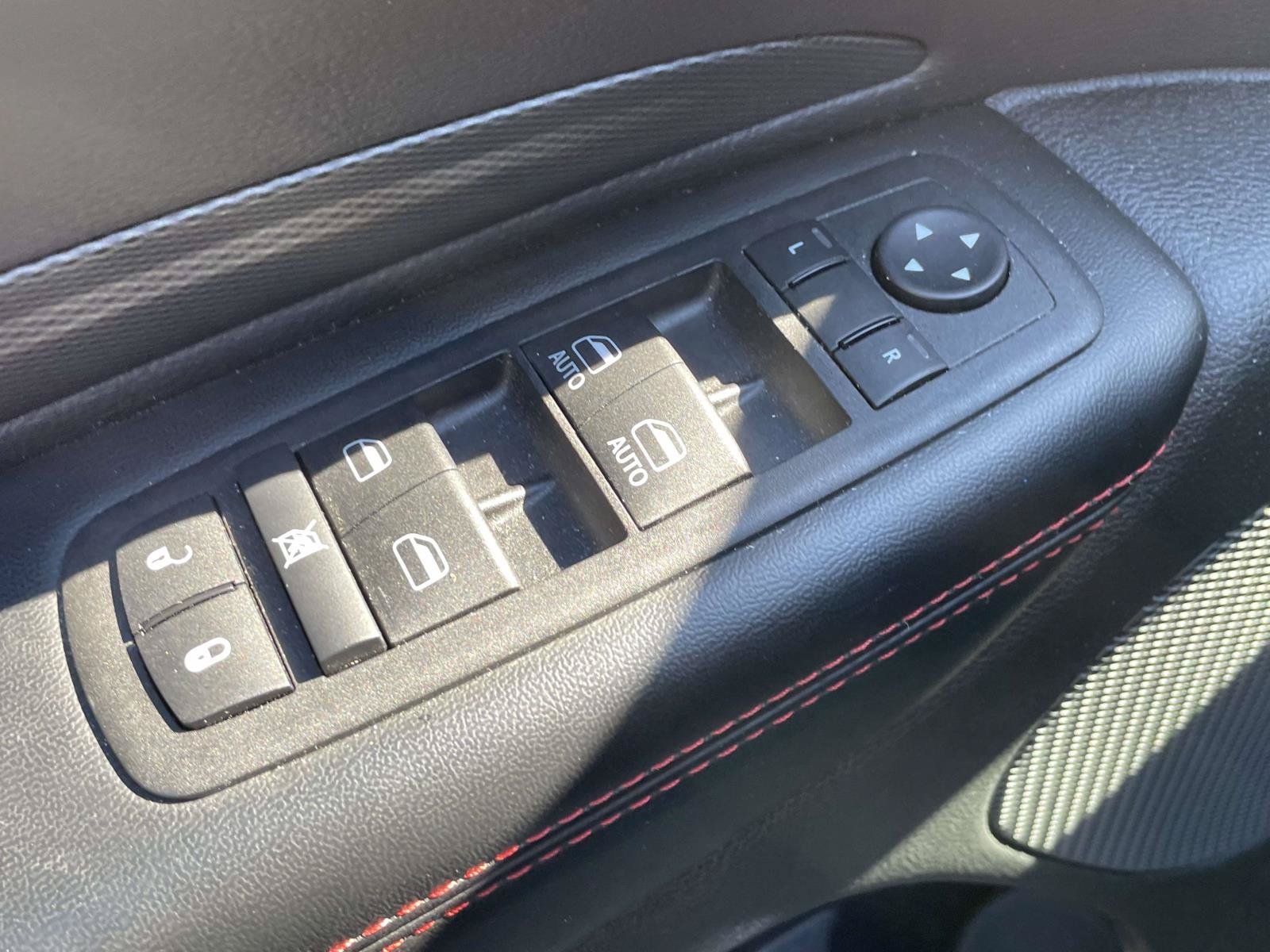 Used 2025 Dodge Durango R/T w/ Blacktop Package AWD/4WD image 20
