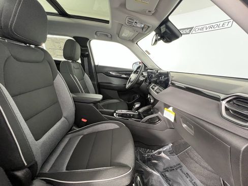 New 2026 Chevrolet TrailBlazer LT w/ Convenience Package image 17
