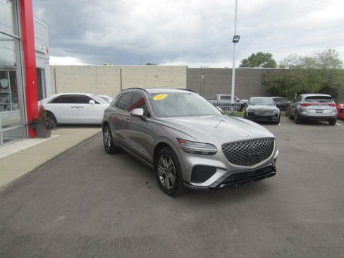 Used 2022 Genesis GV70 3.5T Sport w/ Sport Advanced Package image 5