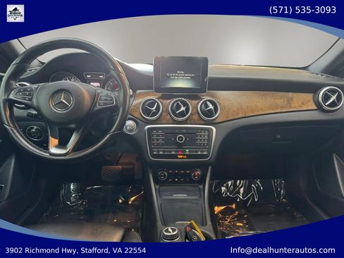 Used 2016 Mercedes-Benz GLA 250 4MATIC image 14