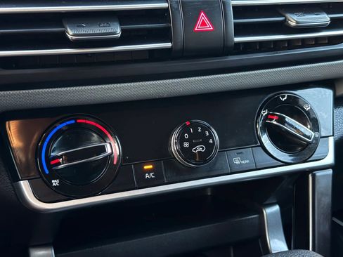 Used 2022 Kia Seltos LX image 31