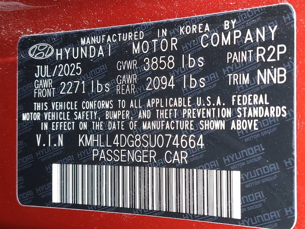 Used 2025 Hyundai Elantra SE FWD image 33
