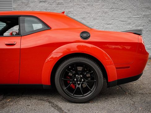 Used 2022 Dodge Challenger SRT Hellcat Redeye image 11