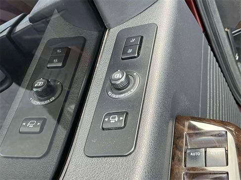 Used 2016 Ford F350 Platinum w/ FX4 Off-Road Package image 27