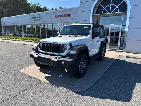 Certified 2026 Jeep Wrangler Sport AWD/4WD image 2