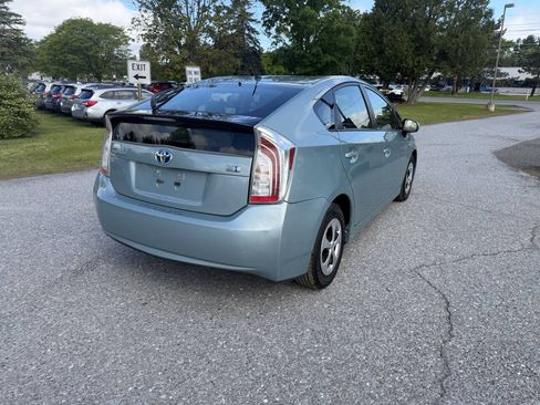 Used 2012 Toyota Prius Two FWD image 5
