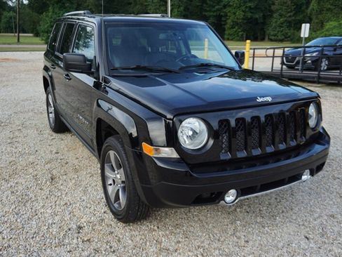 Used 2016 Jeep Patriot High Altitude AWD/4WD image 3