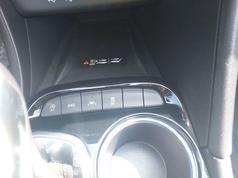 Used 2024 Buick Encore GX Sport Touring w/ Advanced Technology Package AWD/4WD image 18