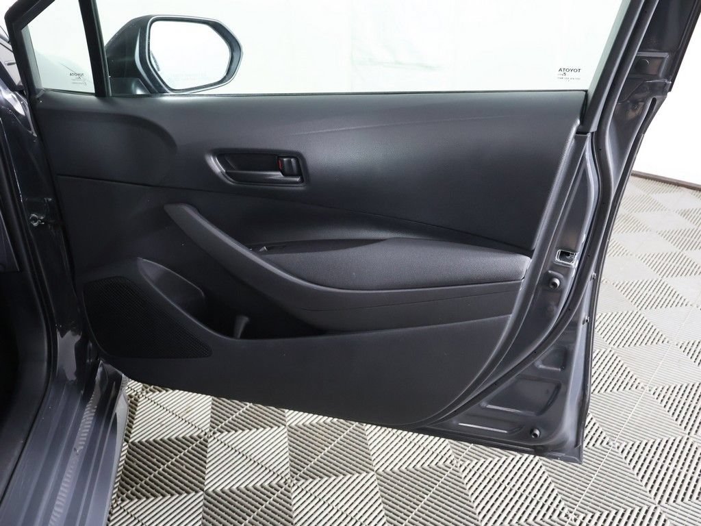 Used 2024 Toyota Corolla LE FWD image 20