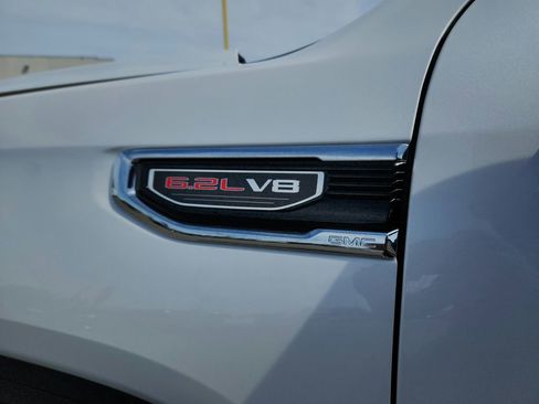 Used 2024 GMC Sierra 1500 Denali AWD/4WD image 33