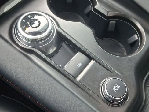 Certified 2025 Ford Explorer ST image 18