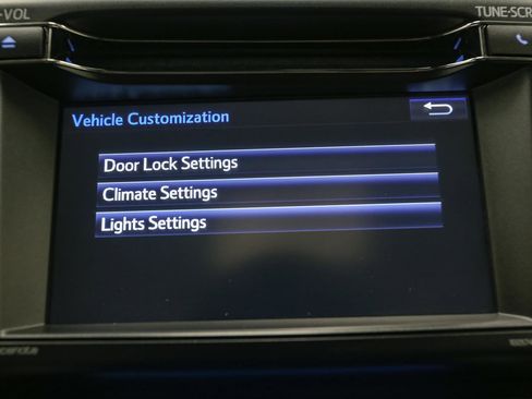 Used 2017 Toyota RAV4 XLE w/ Plus Extra Value Package image 27