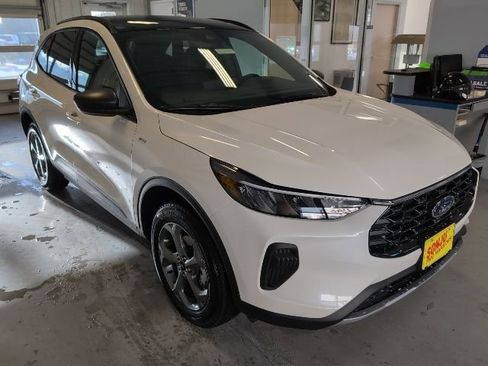 New 2026 Ford Escape ST-Line w/ Tech Pack #1 AWD/4WD image 7