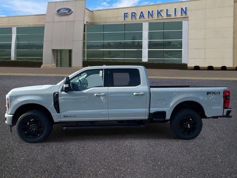 New 2026 Ford F250 XLT w/ XLT Premium Package AWD/4WD image 4