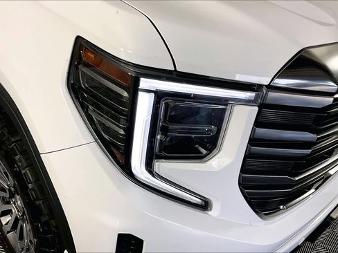 Certified 2023 GMC Sierra 1500 AT4 w/ AT4 Premium Package image 26