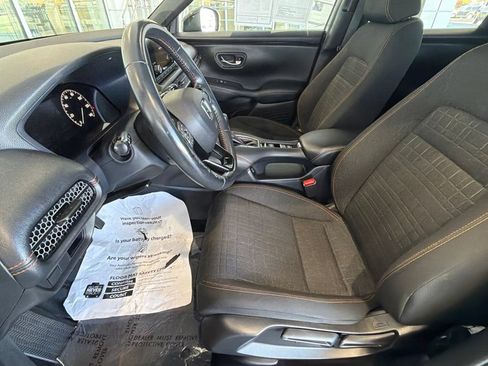 Used 2024 Honda HR-V Sport image 20