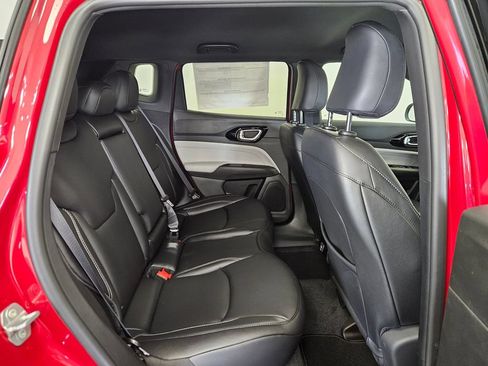 New 2026 Jeep Compass Limited AWD/4WD image 8