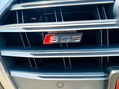 Used 2019 Audi SQ5 Premium Plus w/ Premium Plus Package image 4