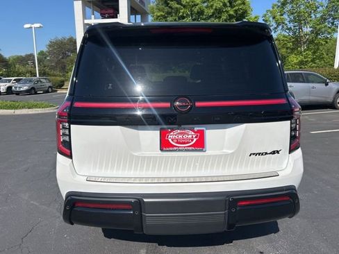 Used 2025 Nissan Armada PRO-4X image 8