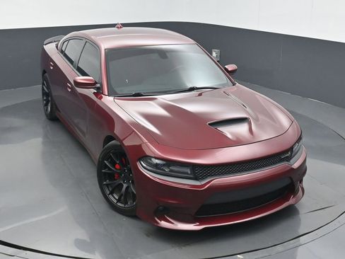 Used 2017 Dodge Charger R/T Scat Pack RWD image 39