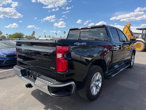 Used 2020 Chevrolet Silverado 1500 LTZ w/ LTZ Premium Package AWD/4WD image 14